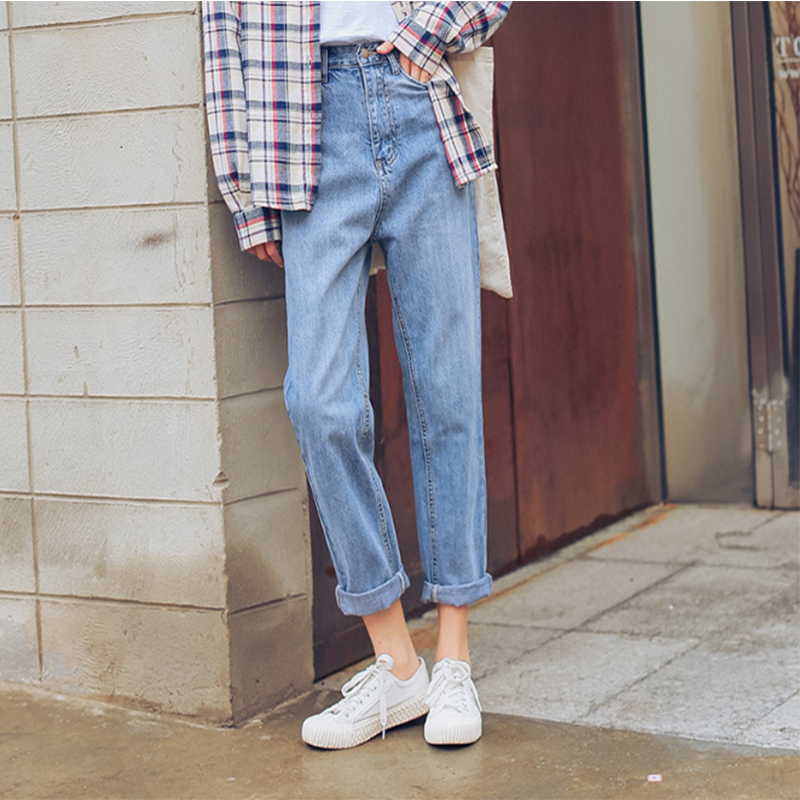 New autumn 2019 Korean vintage wash loose-fit slimming retro versatile light-colored straight leg jeans and women's trousers