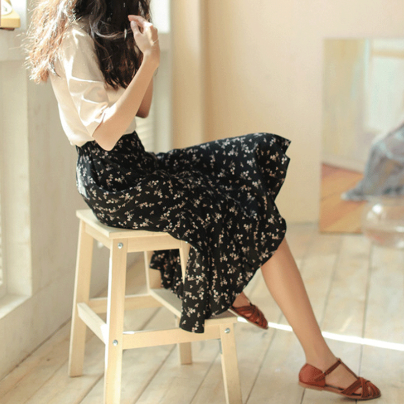 New summer new south Korean version is small and fresh show thin broken flower in long paragraph hem big lotus leaf skirt woman
