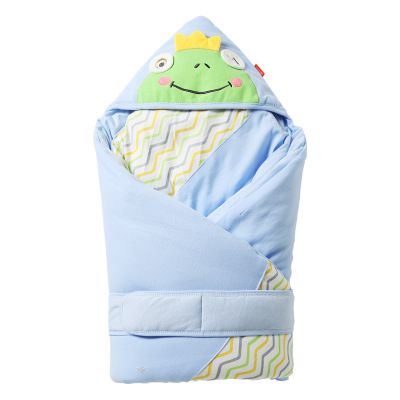 Autumn and winter baby holding is new cotton baby holding is going out dual - use thicker baby wrap towel is wholesale manufacturers