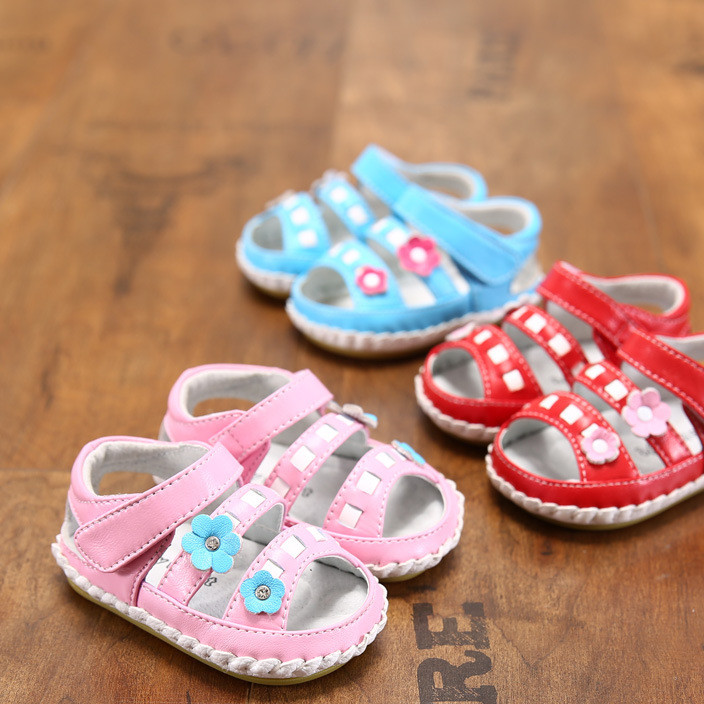 Wenzhou wholesale leather girl's sandals summer new soft sole baby toddler shoes breathable antiskid baby step before shoes