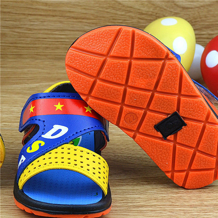 One piece of plastic sandal toddler shoes for children with soft soles and PU leather sandals for boys in 2016 summer