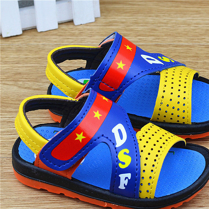 One piece of plastic sandal toddler shoes for children with soft soles and PU leather sandals for boys in 2016 summer