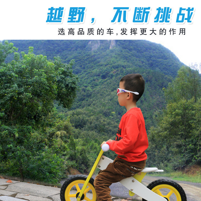 Manufacturers direct wooden balance car children's bicycles slippery slippery own pedal-less wholesale wholesale